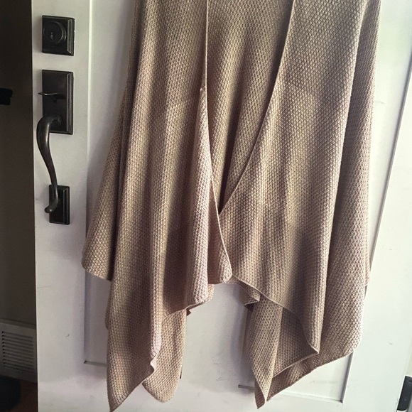 Cejon Tan Cape Sweater with Waterfall Front - Picture 9 of 9